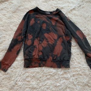 Bleach dyed crew neck